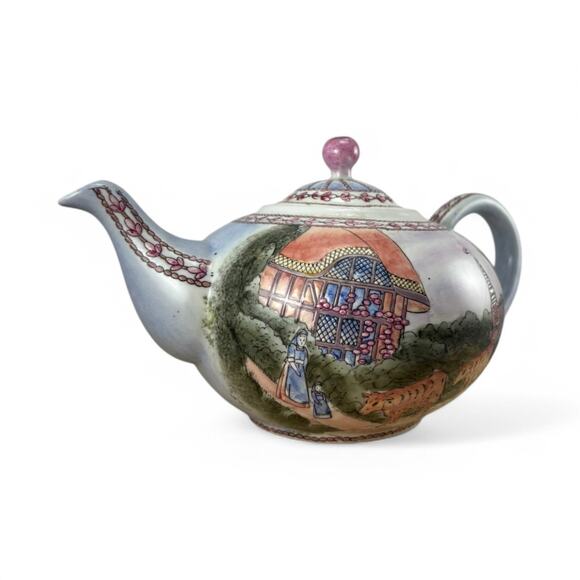 Ashby’s Collector’s Edition Hand-Painted Teapot – Cottage Scene - Picture 14 of 16